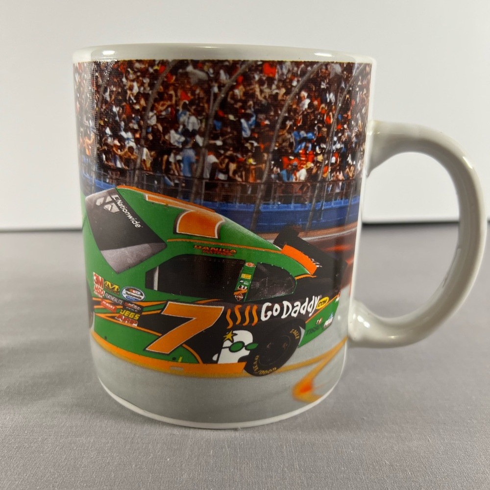 NASCAR #7 DANICA PATRICK BIG CERAMIC 24OZ‎ COFFEE MUG BY GALERIE (2011)
